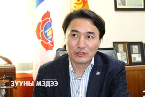 Г.Дамдинням: Төрийн хамгийн том хулгай төмөр зам дээр явжээ